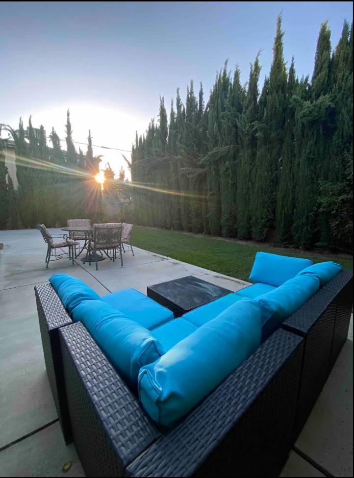Hotel F O R G E T T H E H O T E L Alhambra Exterior foto